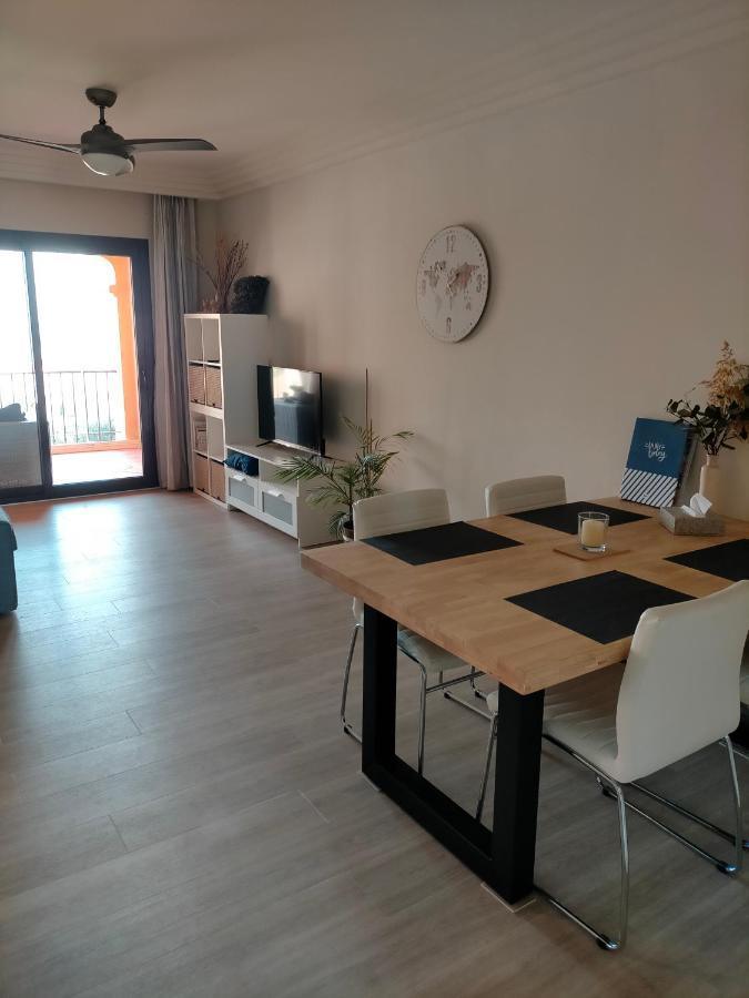 Appartement Met Zeezicht En Vlakbij Het Strand Manilva Esterno foto